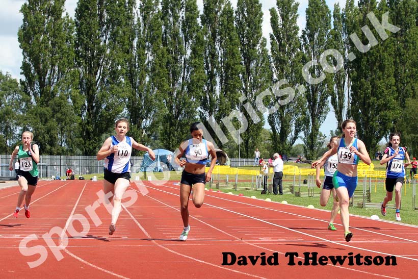 Under-15 womens 100 metres.